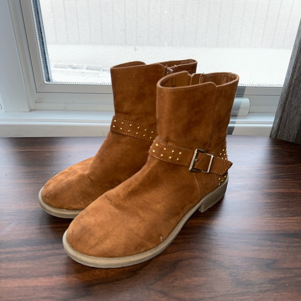 Brash Tan Suede Heeled Boots